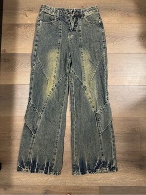 Vintage Inspired Wide-Leg Jeans